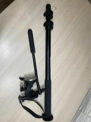 Monopod Manfrotto 679b z głowicą Manfrotto 700rc2 - OUTLET